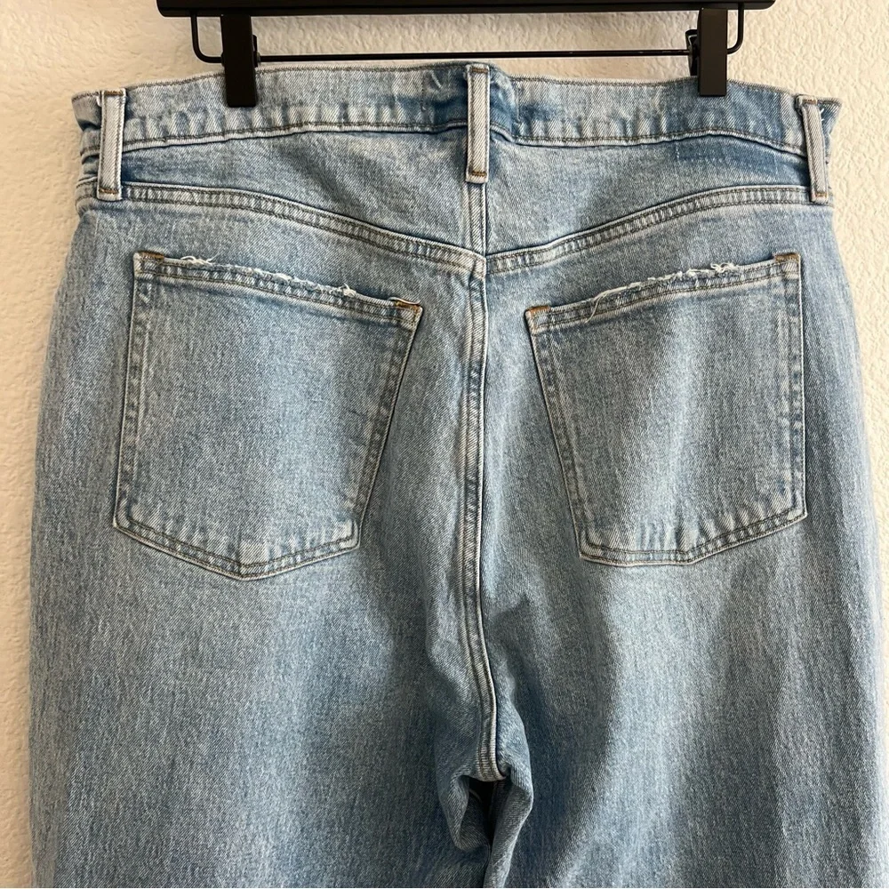 Abercrombie and Fitch 90’s Straight Ultra High Rise Curve Love Jean 18/34